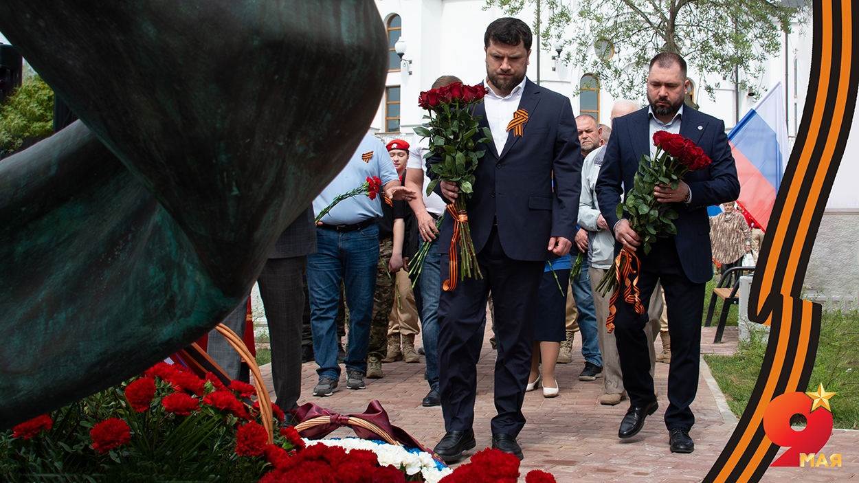 Гендиректор ВНИИР принял участие в открытии памятника бойцам СВО в Мытищах